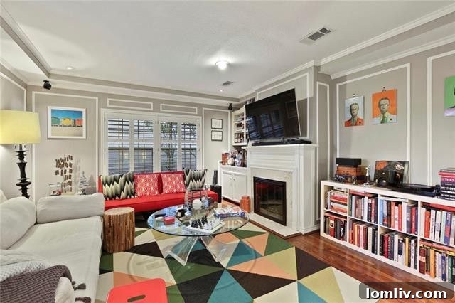 Tasteful Traditional living room with fireplace