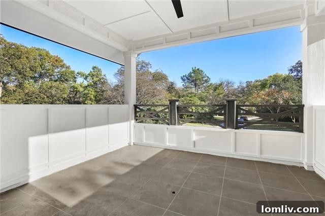 Grand Balcony 9423 Tarleton Street