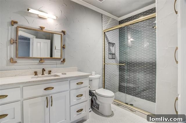 Stylish Brass Hardware in Modern Bathroom Design