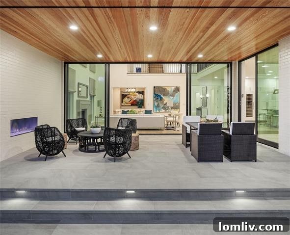 3311-Beverly-Dr10 - Exquisite Backyard with Pool and Landscaping