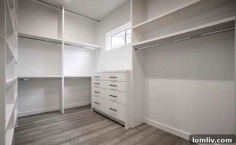 Guest Bedroom East Kessler Mansion