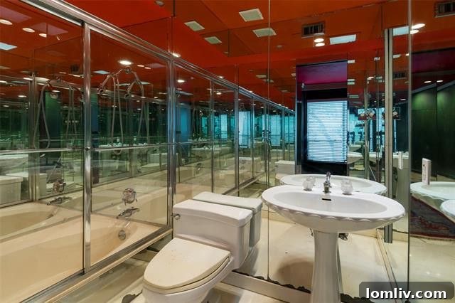 Oak Lawn Condo Exterior - 1962 Architecture