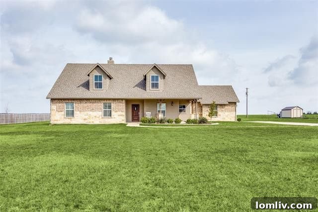 Expansive green landscape of Blue Ridge, Texas, inviting peaceful country living