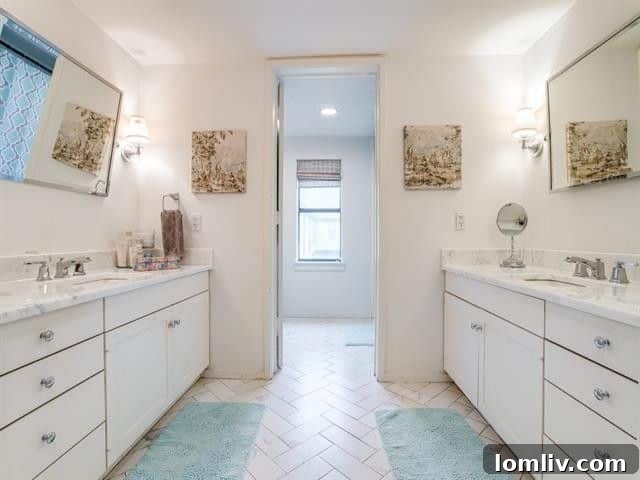 Elevate Your Lifestyle in University Park 10 Luxurious Master Bedroom with Direct Access to a Private Outdoor Deck