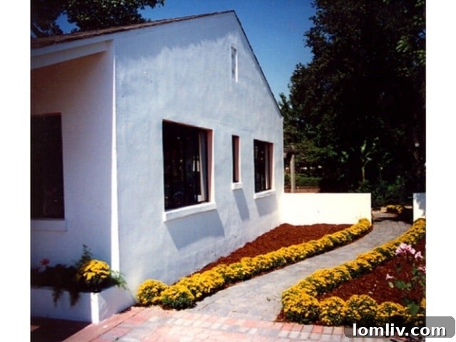 The only remaining 'Home of the Future' from the 1936 Texas Centennial Exposition, a single-story modern home.