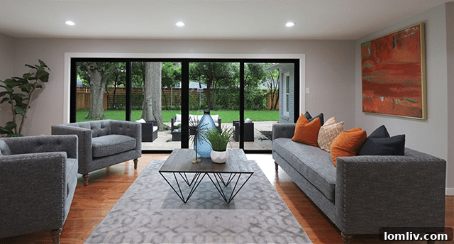 Contemporary kitchen design in a Starr Construction renovation project, showcasing modern appliances, premium finishes, and meticulous attention to detail.