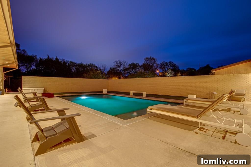 Rockwall's Perfect Harmony So Calming and Organized You'll Call Movers On Sight 16 Rockwall Pool Area Synthetic Grass