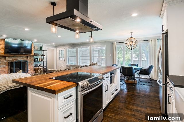 Digital Doors to Dream Homes: Elite Brokerage's Summer Virtual Tour 8 6716 Mockingbird Lane, Dallas - Modern Ranch Near White Rock Lake