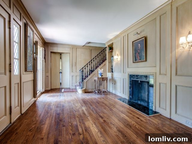 Moss Haven Colonial: Green Pastures, Tall Tales 4 Grand formal entry of the Moss Haven Colonial home