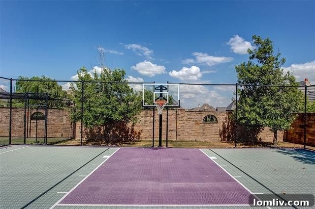 Putting Green and Expansive Yard