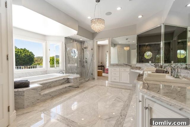 Your La La Land Oasis Auction 14 LaQuilla