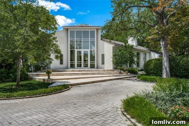 Lease the Bud Oglesby Estate: An Iconic Backdrop for Neiman Marcus Catalogs 2 Architectural Marvel: Bud Oglesby Designed Home in Dallas