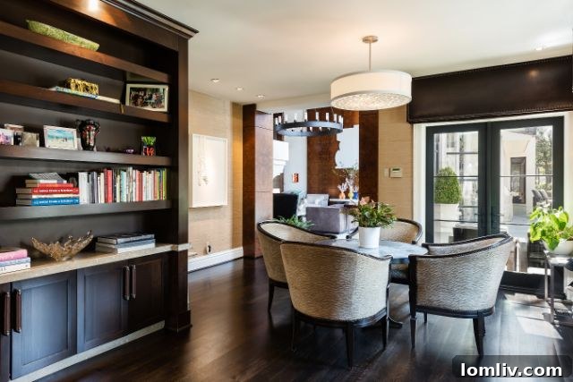 University Park Georgian Estate: A Rich Tapestry of History 12 6601HuntersGlen-3072H: Modern Kitchen with High-End Appliances