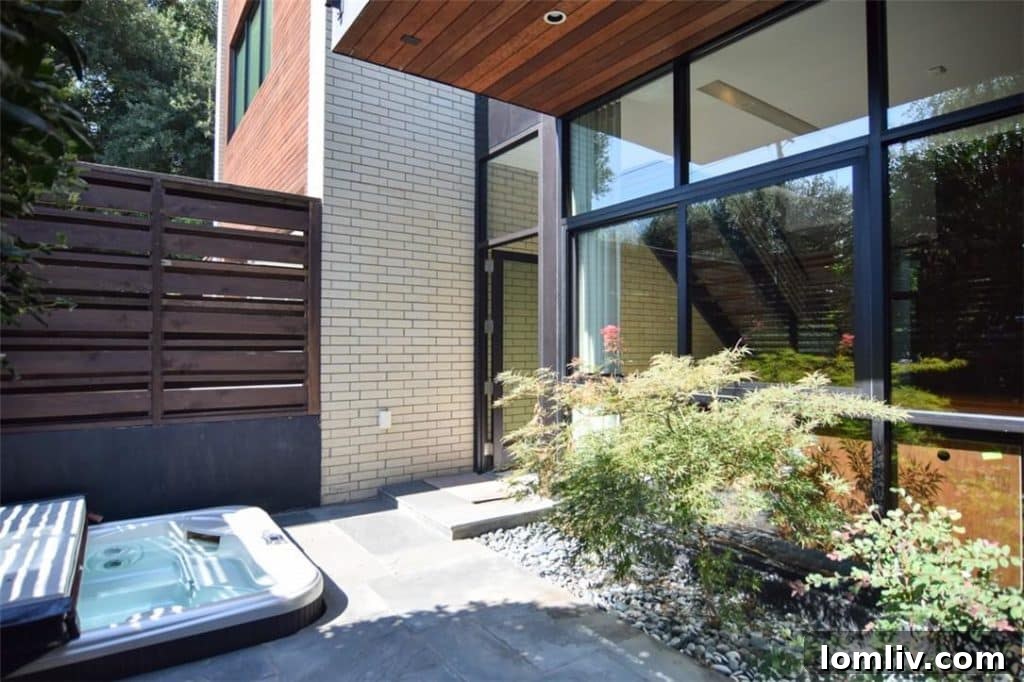 Jordan Spieth's Hot Tub