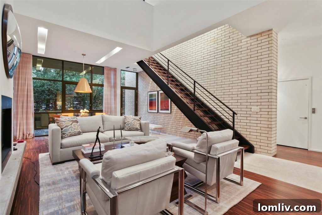 4321 Travis Interior Kitchen