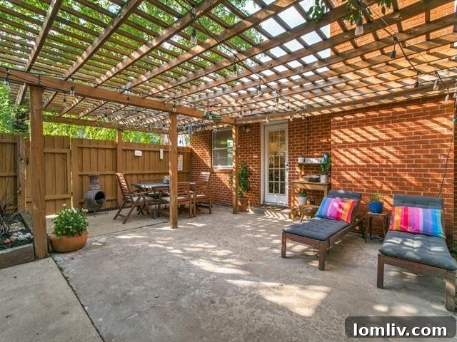 3D rendering of a modern backyard pool area with elegant landscaping and a seating zone.