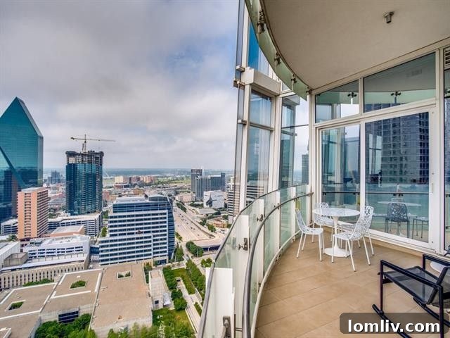 Experience Museum Tower Living: Turnkey Leases 15 View of downtown Dallas from Museum Tower