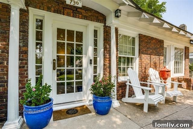 Inviting Interior of Historic Dallas Cottage