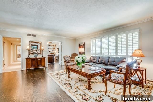 Pink Wall Elegance An Exclusive Open House Unveiling 6 6234-Bandera