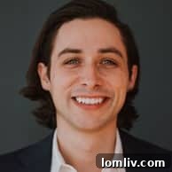 Jason Castro, a Dallas-based real estate agent and former American Idol finalist, grew up in Rockwall, Texas.