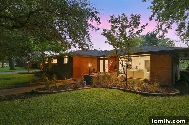 Gooding Drive: Panoramic Perfection Awaits 2 Stunning Dallas Mid-Century Modern Home Renovation