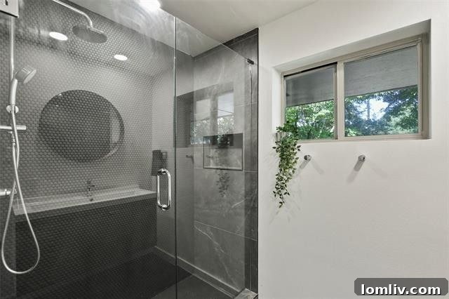 Gooding Drive: Panoramic Perfection Awaits 5 Bright Dining Area with Abundant Natural Light