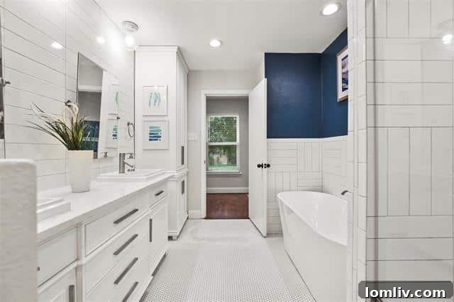 A cozy and functional secondary living space with direct access to the outdoor area.