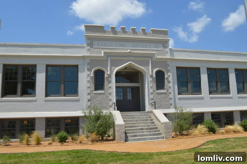 The 21st Annual Preservation Dallas Awards 4 The meticulously restored Eagle Ford School building in Dallas