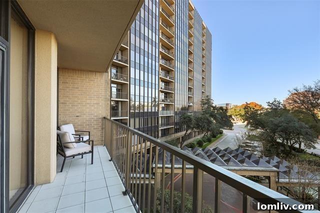 Stylish Interior Design and Contemporary Decor in Bonaventure Condo