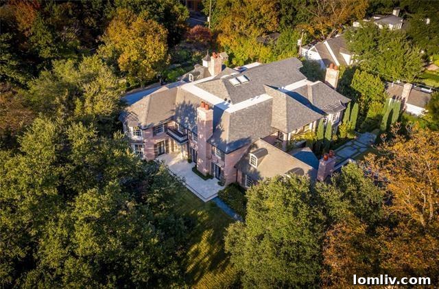 Exquisite English Rose Gardens Designed by Mario Nievera