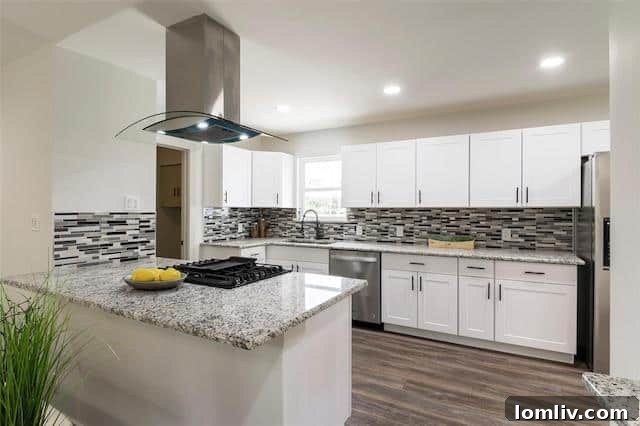 Luxurious master bathroom in a Dallas Hockaday Manor property.