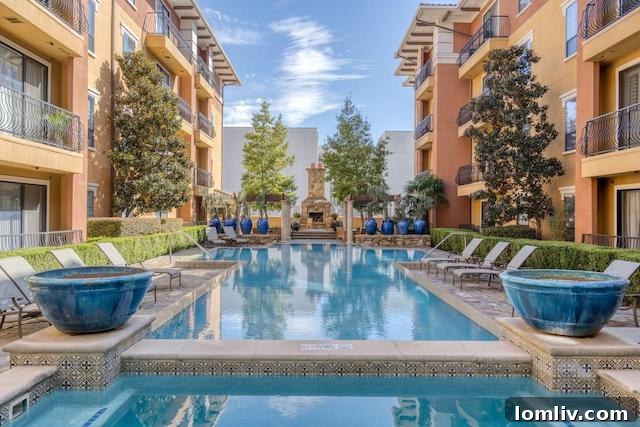 Sorrento Condominiums Dallas bathroom