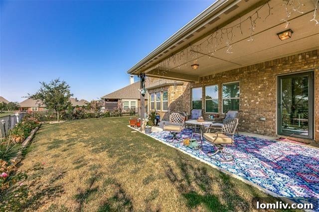 Royse City For Real 10 f3b6bc8eee928733960cbf5a5a272f92l-m3768164050od-w1024_h768