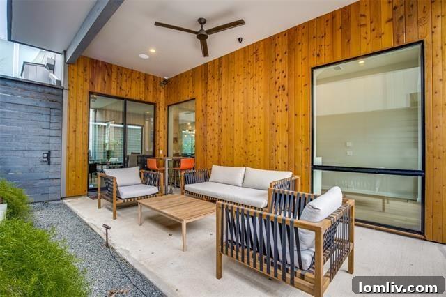 spacious outdoor patio area, perfect for entertaining