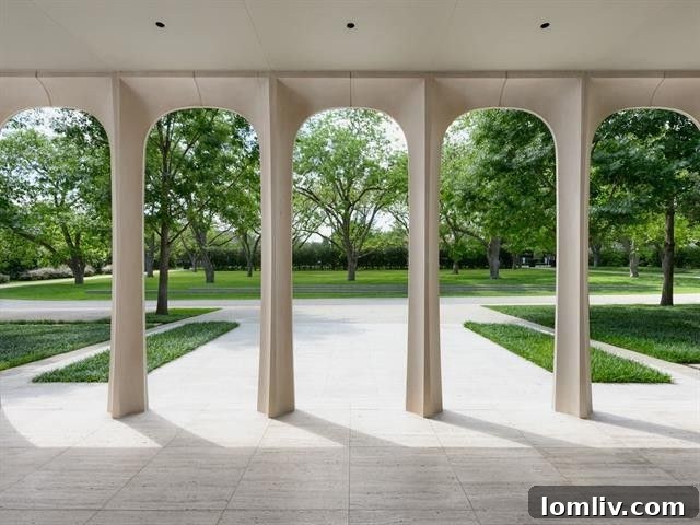 10210 Strait Lane Dallas - Interior Hallway with Art