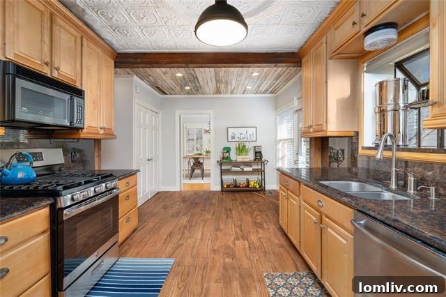 Hollywood Heights Timeless Tudor Treasure 7 exteriorcenter