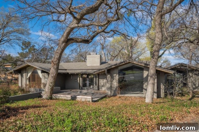 Exterior view of the Mid-Century Modern home at 13303 Purple Sage Road in Dallas