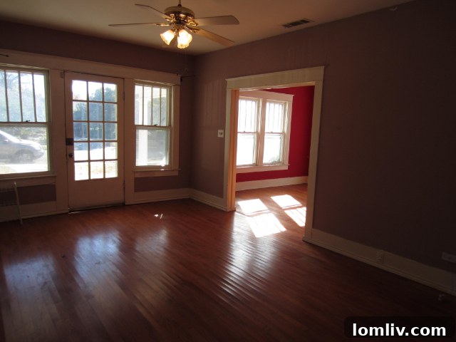 Close-up of the restored Doric column and details on the front porch of 5307 Worth Street.
