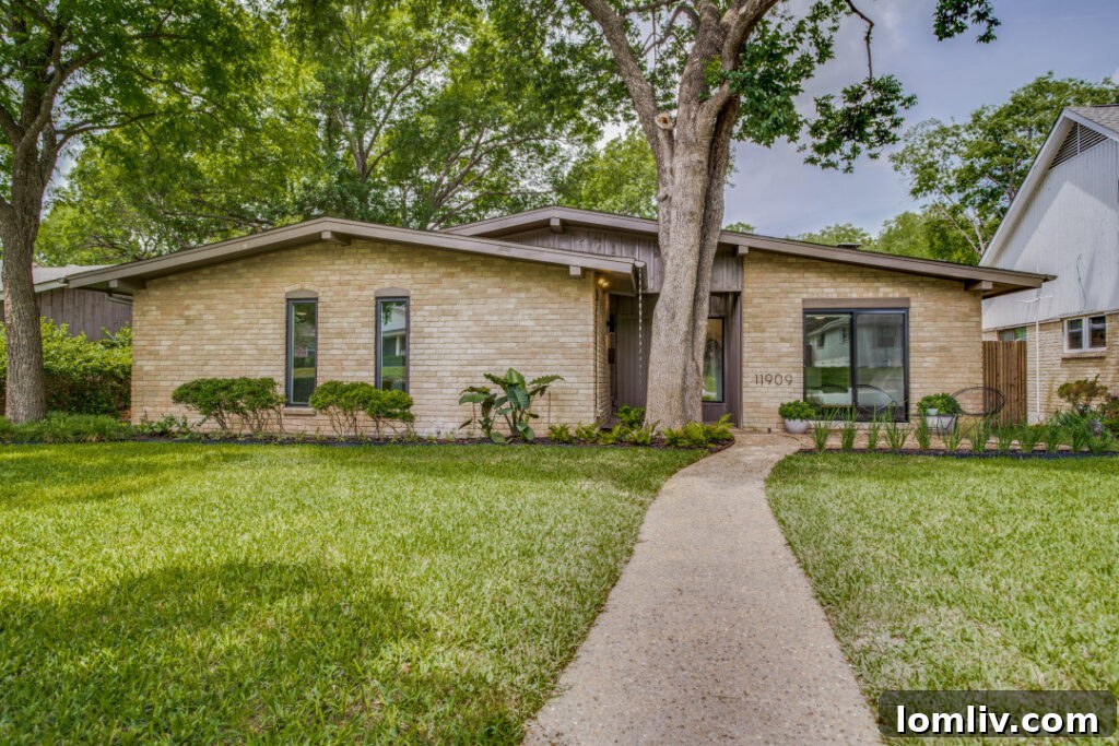 Discover 11909 Brookmeadow Lane: A Modern Retreat in East Dallas's Sought-After Lochwood