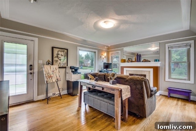 A charming cottage in Elmwood with blue shutters