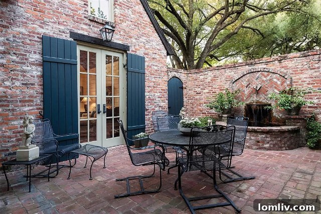 4214 Manning Lane - French Creole Courtyard