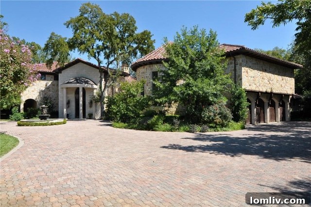 9520 Hathaway Street - Before Renovation Exterior