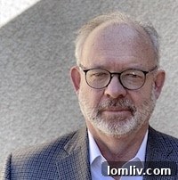 Portrait of Mark Wellen, a distinguished architect and keynote speaker for the Frank Welch Memorial Lecture.