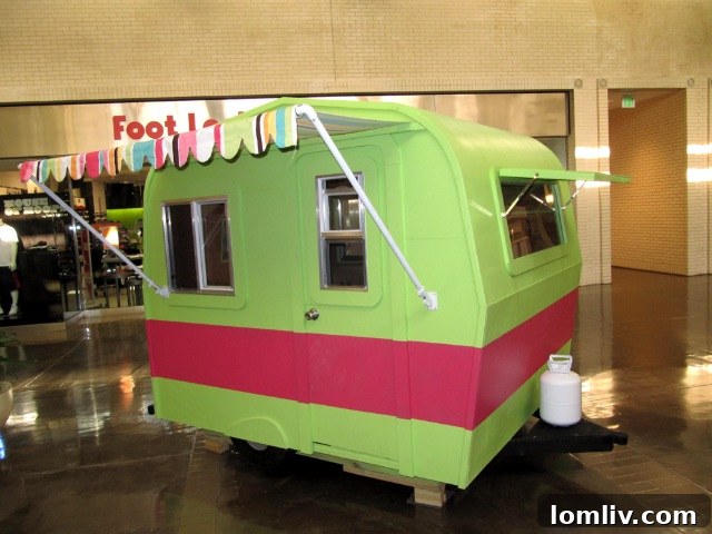 Parade-of-Playhouses-UP-House