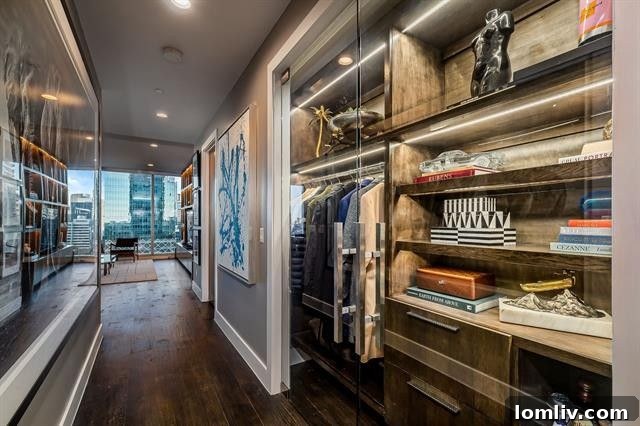 Luxurious Entryway of the Harwood District Condo