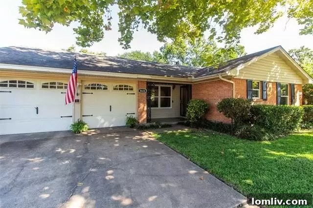 Stunning curb appeal of 8624 Hackney Lane