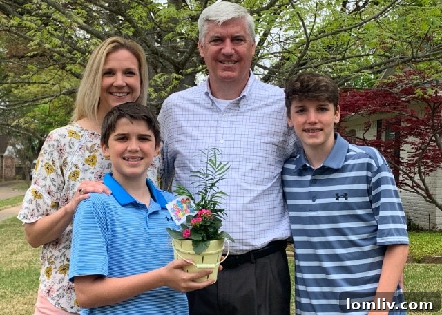 Alan Hamilton of Paragon Realtors Demystifies the Sizzling Market 2 Alan Hamilton, Paragon Realtors, with family: wife Lisa and sons Jacob and Jordan