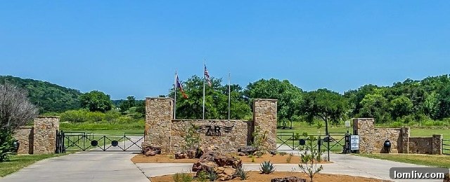 7-R Ranch in Gordon, Texas, offers a Hill Country-style exotic ranch opportunity.