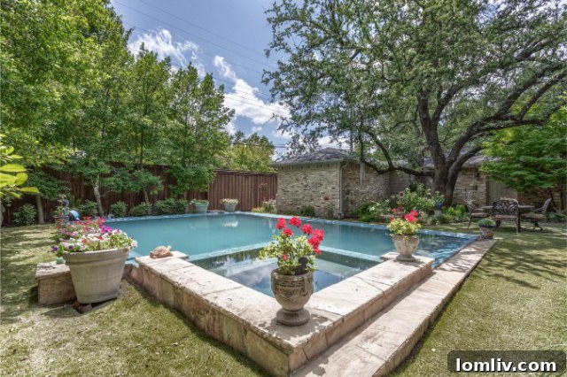 Outdoor Living Area 4832 Nashwood Lane