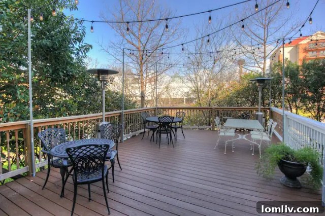 Inn on the Riverwalk Entrance: Charming Historic Doorway and Exterior